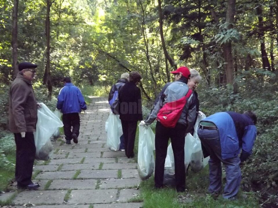 Peste 5.000 de voluntari suceveni înscriși pentru Ziua de Curățenie, în campania „Let's do it, România!”
