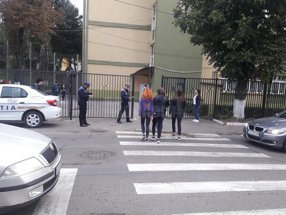 Polițiștii au vizat în special trecerile de pietoni din zona școlilor, în contextul începerii anului școlar