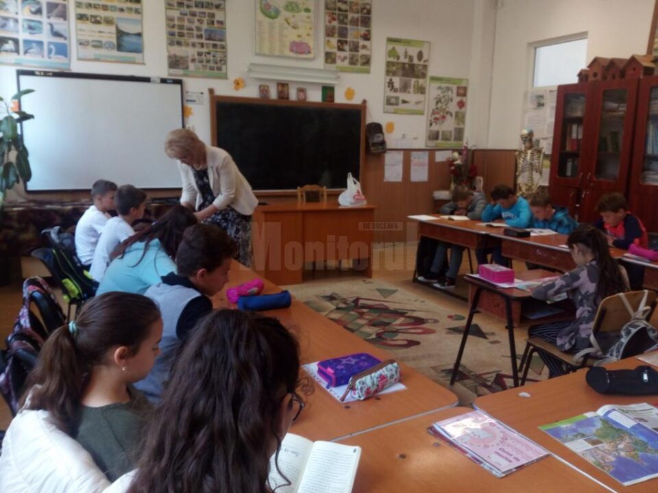 Activitatea de stimulare a lecturii ]n rndul elevilor este coordonat de Asociația Română de Literație (ARL)