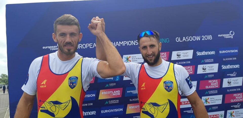 Suceveanul Ionut Prundeanu si Marian Enache