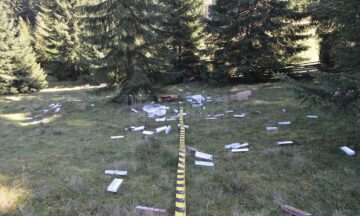 Țigări de peste 50.000 de euro și patru mașini reținute de polițiștii de frontieră suceveni