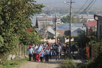 Aproape 200 de participanți la “Drumeție pentru o nouă viață”, eveniment caritabil organizat la Siret