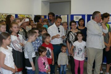 "Din secretele maeștrilor – lumină și culoare", vernisajul expoziției și premierea micilor artiști, la Muzeul Bucovinei