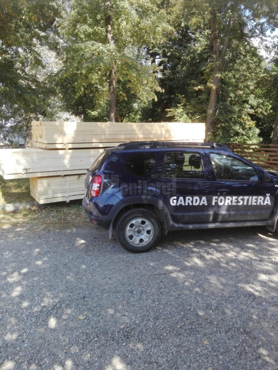 Cherestea de aproape 20.000 de lei confiscată la Cornu Luncii