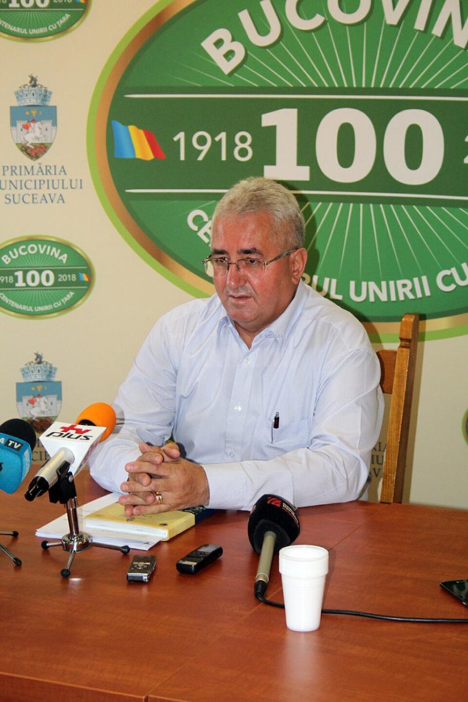 Ion Lungu: „O problemă prioritară a Primăriei Suceava rămâne asigurarea căldurii populației în iarna care vine, precum și asigurarea apei calde" Ion Lungu: „O problemă prioritară a Primăriei Suceava rămâne asigurarea căldurii populației în iarna care vine, precum și asigurarea apei calde"