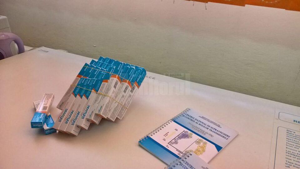 Direcția de Sănătate Publică Suceava a primit, ieri, 2.500 de doze de vaccin antigripal pentru sezonul rece 2018-2019 Direcția de Sănătate Publică Suceava a primit, ieri, 2.500 de doze de vaccin antigripal pentru sezonul rece 2018-2019