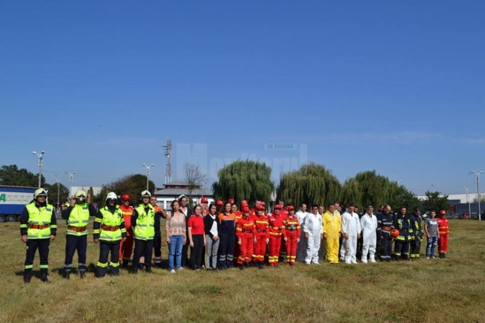 Desfășurare de forțe în cadrul unui exercițiu în domeniul situațiilor de urgență, la Siret