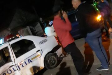 Mașină de poliție, implicată într-un accident în comuna Satu Mare