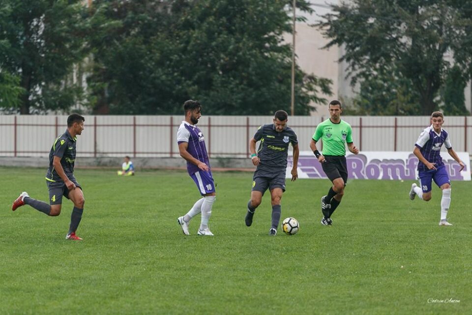 Partida de la Fălticeni, dintre Șomuz și Metalul Buzau, s-a încheiat nedecis. Foto Codrin Anton