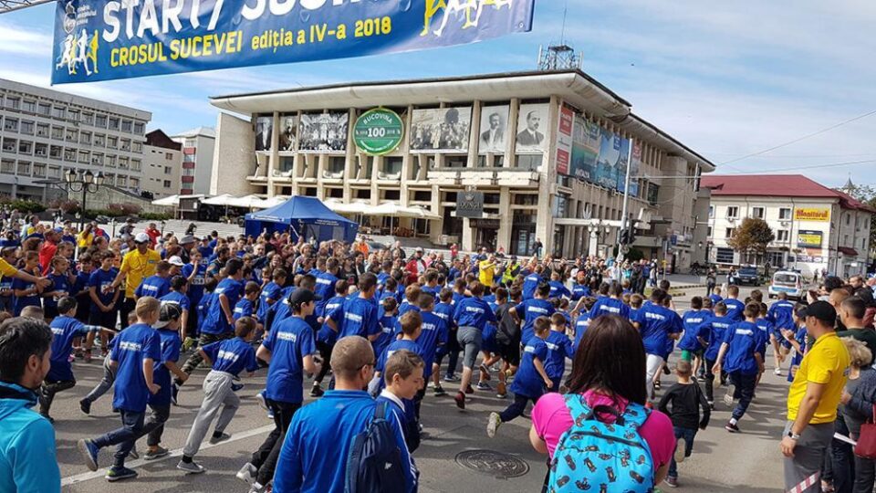 Cea de-a IV-a ediție a Crosului Sucevei a avut peste 600 de participanți