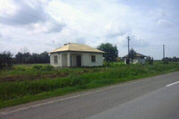 Acoperișul nou al haltei Horodnic. Foto:Pagina de facebook Calea ferata Dornești-Putna