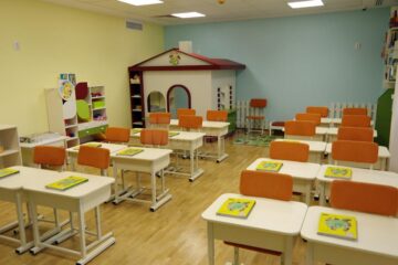 Casă nouă pentru elevii Școlii ”Sf. Ioan cel Nou de la Suceava”. Sediul unității a fost inaugurat și sfințit