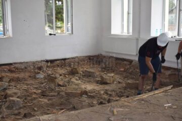 Laboratoare de informatică moderne și săli de clasă renovate la Liceul Tehnologic „Vasile Cocea” Moldovița