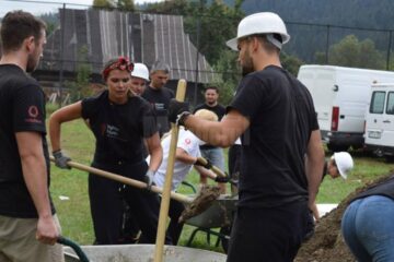 Laboratoare de informatică moderne și săli de clasă renovate la Liceul Tehnologic „Vasile Cocea” Moldovița