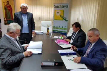 Semnarea contractului de salubrizare menajeră cu asocierea de firme Diasil - Ritmic