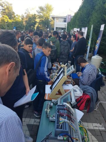 La Suceava, „Noaptea cercetătorilor” s-a desfășurat pe esplanada Universității ”Ștefan cel Mare”