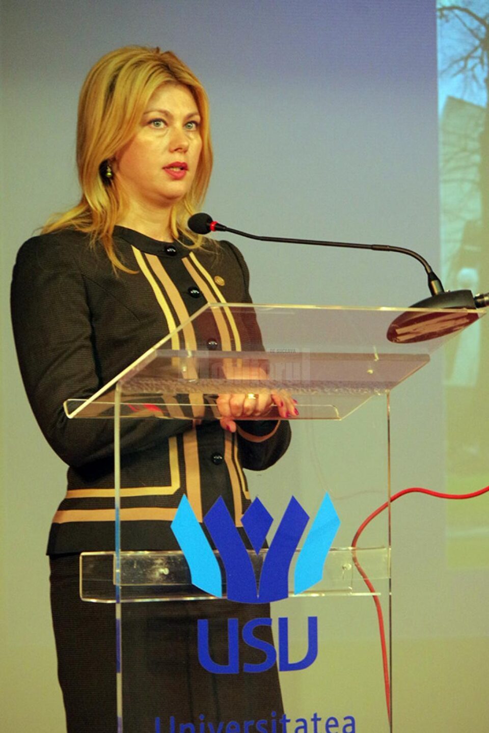 Maricela Cobuz a participat la deschiderea anului universitar la USV