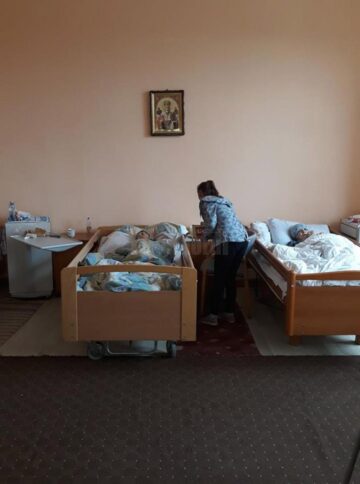 „Bunicii” de la Căminul Solca, sărbătoriți de Ziua Internațională a Persoanelor Vârstnice