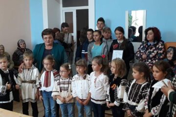 „Bunicii” de la Căminul Solca, sărbătoriți de Ziua Internațională a Persoanelor Vârstnice