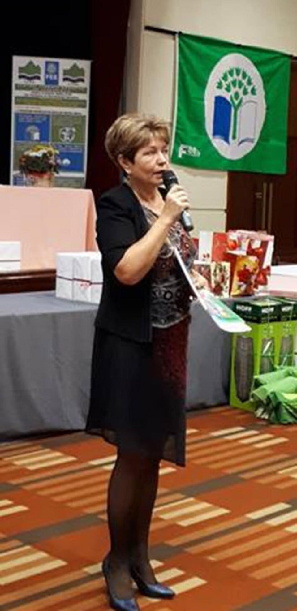 Insp. școlar Tatiana Vântur a primit diplomă de excelență