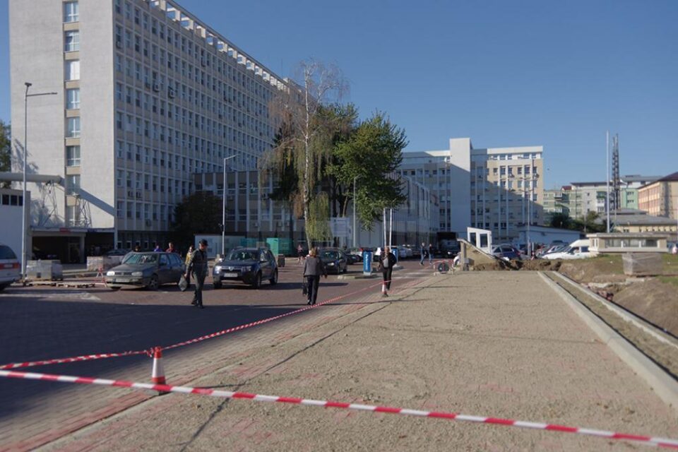 Parcometrele de la spital au fost instalate