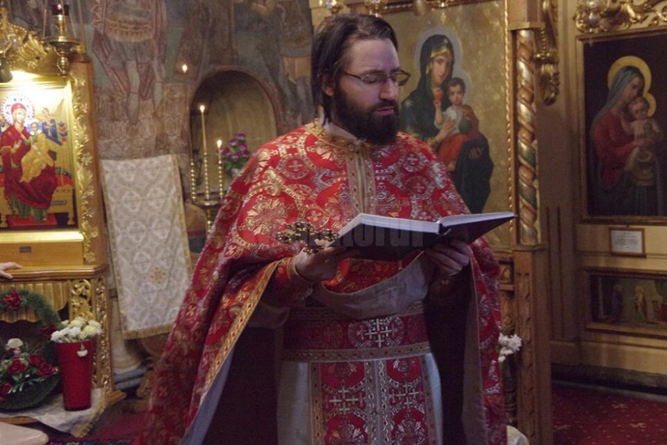 Oameni buni, e atât de simplu: bărbat și femeie!