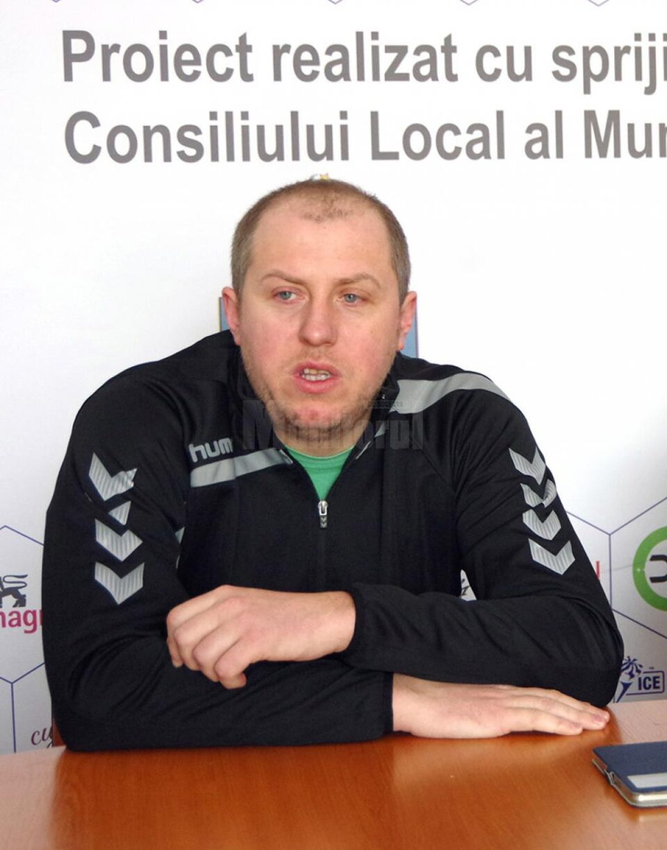 Ioan Tcaciuc este conștient că Universitatea II va avea un meci foarte greu cu o echipă de Liga Națională Ioan Tcaciuc este conștient că Universitatea II va avea un meci foarte greu cu o echipă de Liga Națională