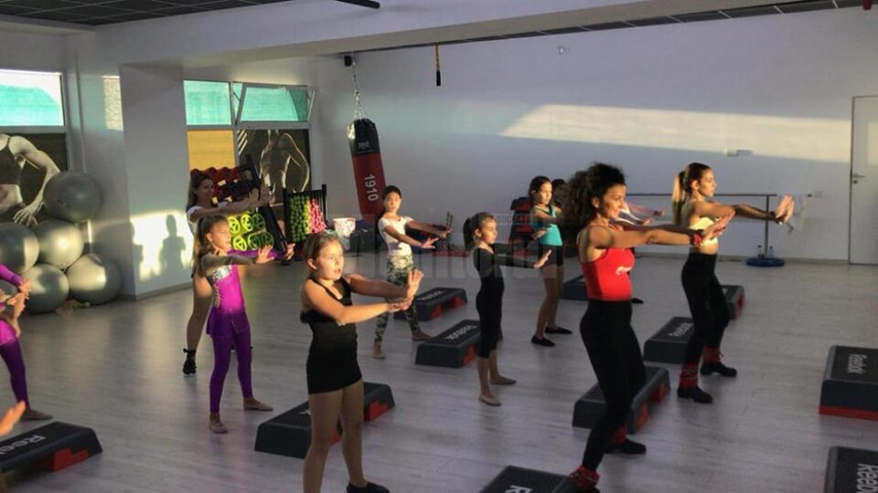 Workshopuri susținute de coregrafi cunoscuți, la Suceava