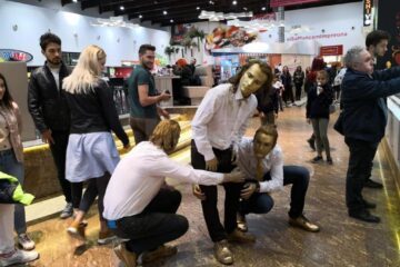 Spectacolul „Mimesis”, jucat la Palas Mall