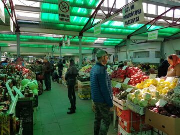 Piața Centrală a Sucevei, dotată cu sisteme moderne de încălzire, dar și de răcire