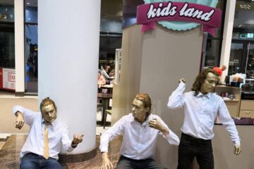 Spectacolul „Mimesis”, jucat la Palas Mall