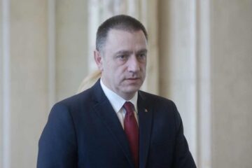 Ministrul Apărării, Mihai Fifor. Foto: ziare.com