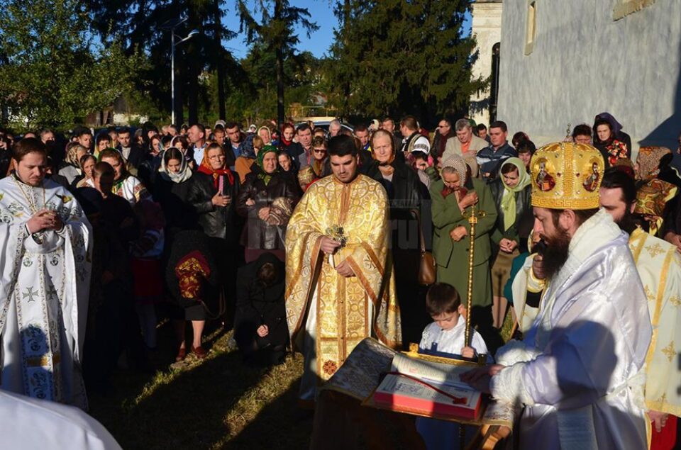 Resfințire de biserică la Horodniceni