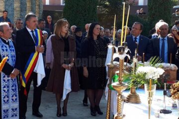 Autoritățile sucevene au fost prezente la dezvelirea bustului
