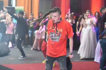 Ștefaniștii s-au distrat la conac și și-au ales cea mai frumoasă bobociță din noua generație