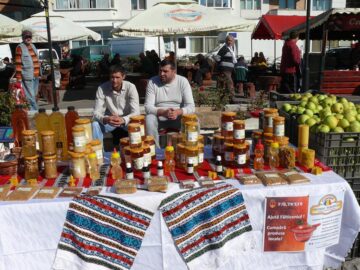 La Fălticeni, Târgul Mărului a ajuns la a XV-a ediție