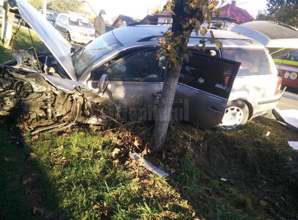 Mașinile implicate în accident