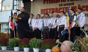 La Fălticeni, cântec popular, patriotic și fanfare
