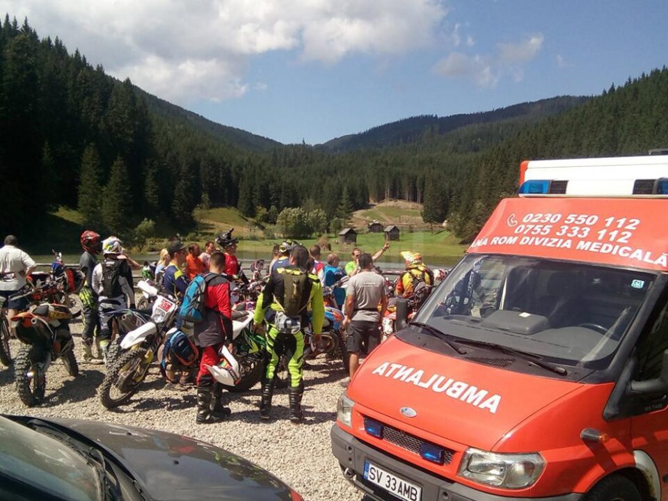 Ana Rom Divizia Medicală reprezintă alternativa la Serviciul de Ambulanță Județean Suceava, atât pentru persoanele fizice, cât și pentru persoanele juridice