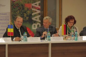 Gheorghe Flutur (stânga) s-a întâlnit cu o delegație de oameni de afaceri din Bavaria