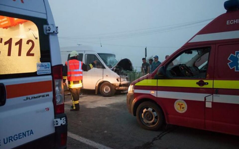 Două femei au ajuns la spital, în urma unor accidente rutiere