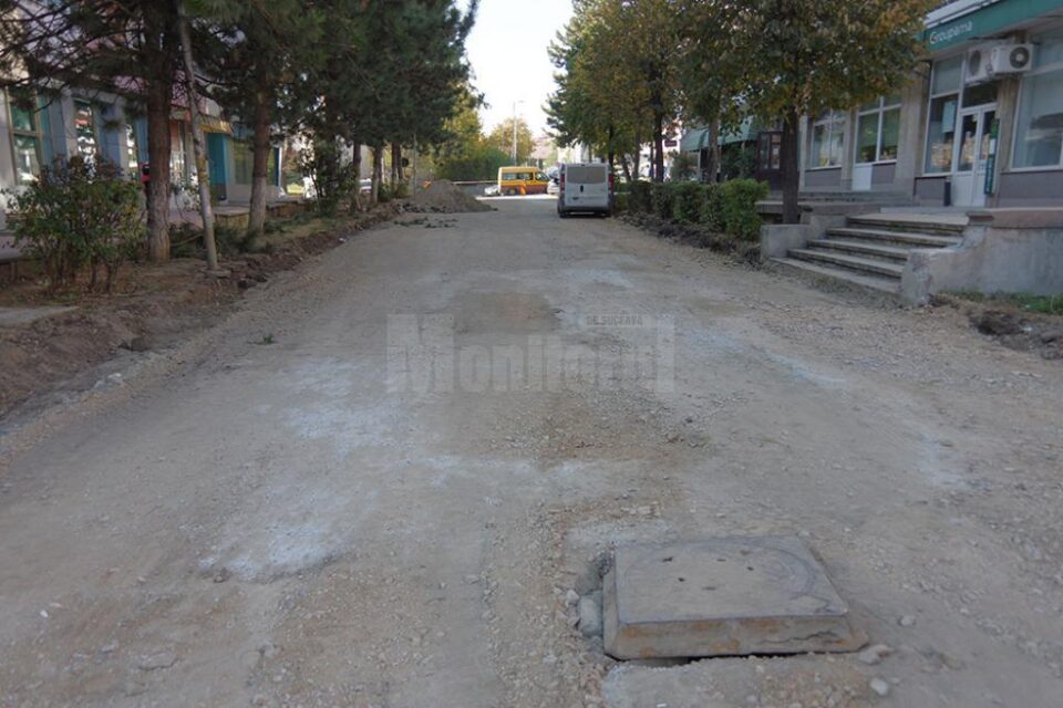 Sens unic pe strada Curtea Domnească, după finalizarea lucrărilor de asfaltare