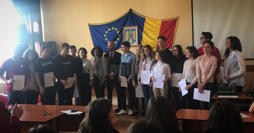 Diplome de atestare a competențelor în limba germană, înmânate elevilor Colegiului „Petru Rareș”