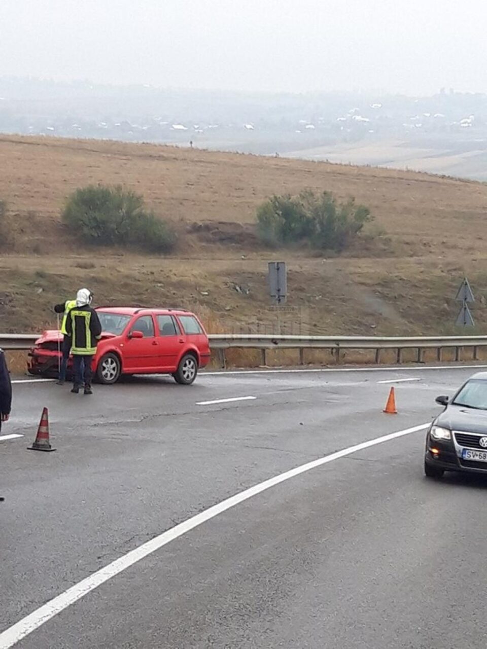 Una din mașinile implicate în accident