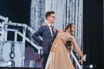 „Pierduți în timp”, bobocii de la „Petru Rareș” și-au desemnat noua generație de Miss și Mister