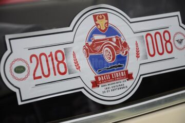 Peste 30 de autoturisme la Retro Parada Toamnei la Rădăuți