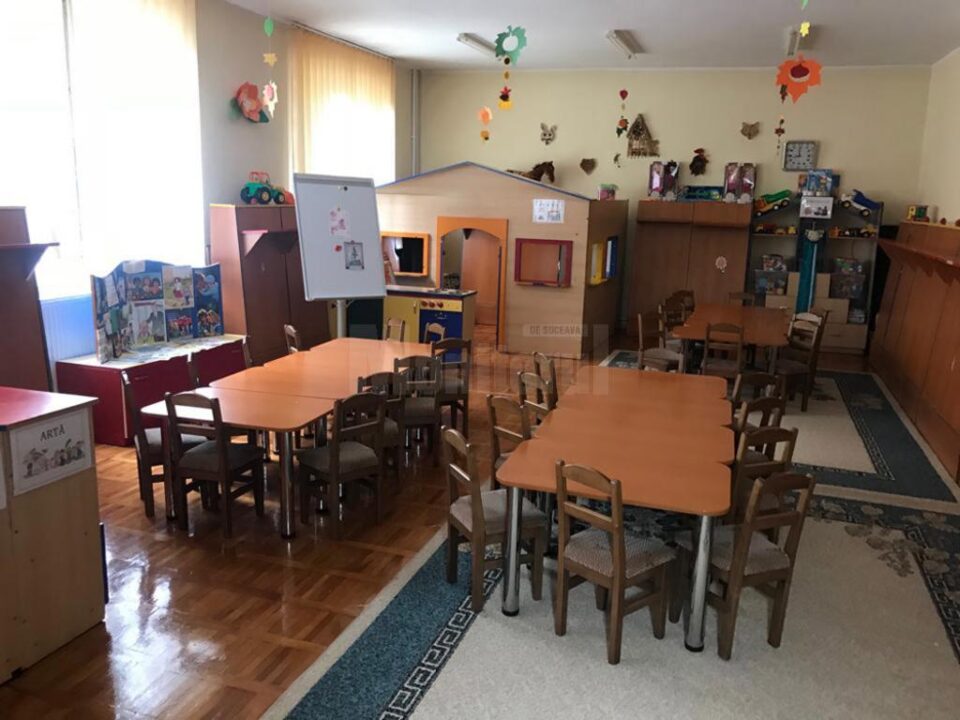 În scurt timp, sălile de clasă rămân goale