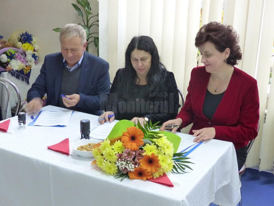 Colegiul de Informatică a încheiat marți un parteneriat cu Școala Gimnazială Grănicești și Primăria din comună Colegiul de Informatică a încheiat marți un parteneriat cu Școala Gimnazială Grănicești și Primăria din comună