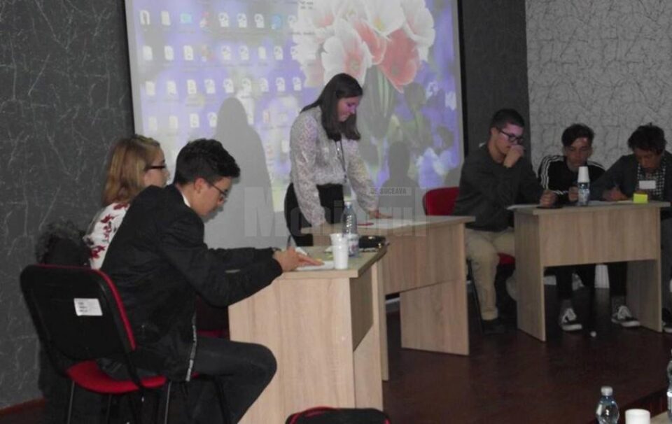 Elevii Colegiului „Petru Rareș” s-au întors cu marele premiu de la un concurs de dezbateri