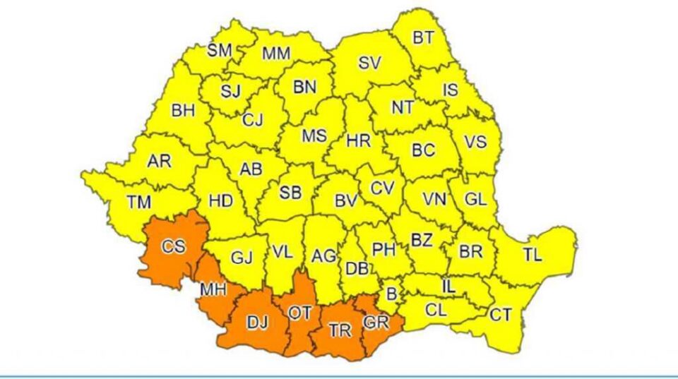 Cod galben de vreme rea până miercuri seara